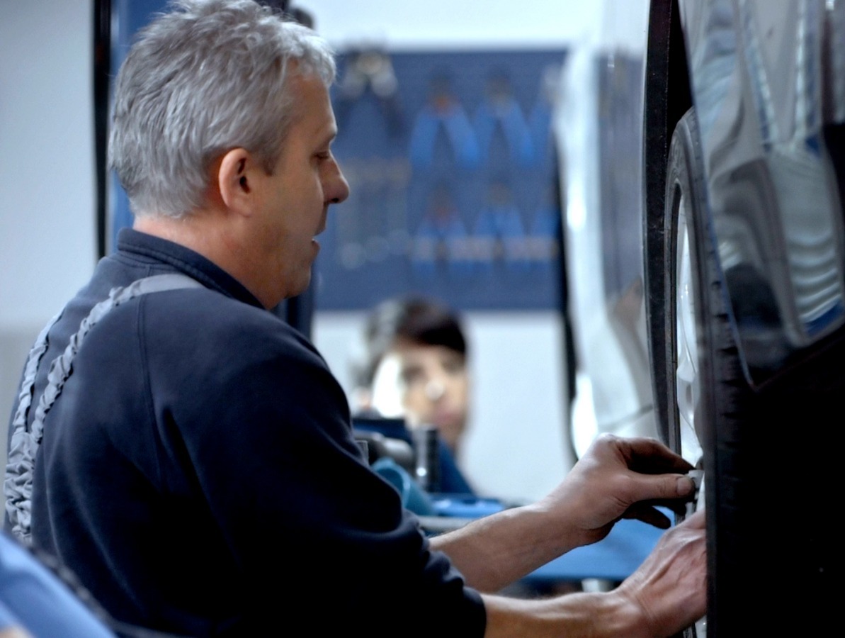 Content 19_content_image_1773147101815179066.jpg Onderhoud of reparatie. | Van Veen Auto's 