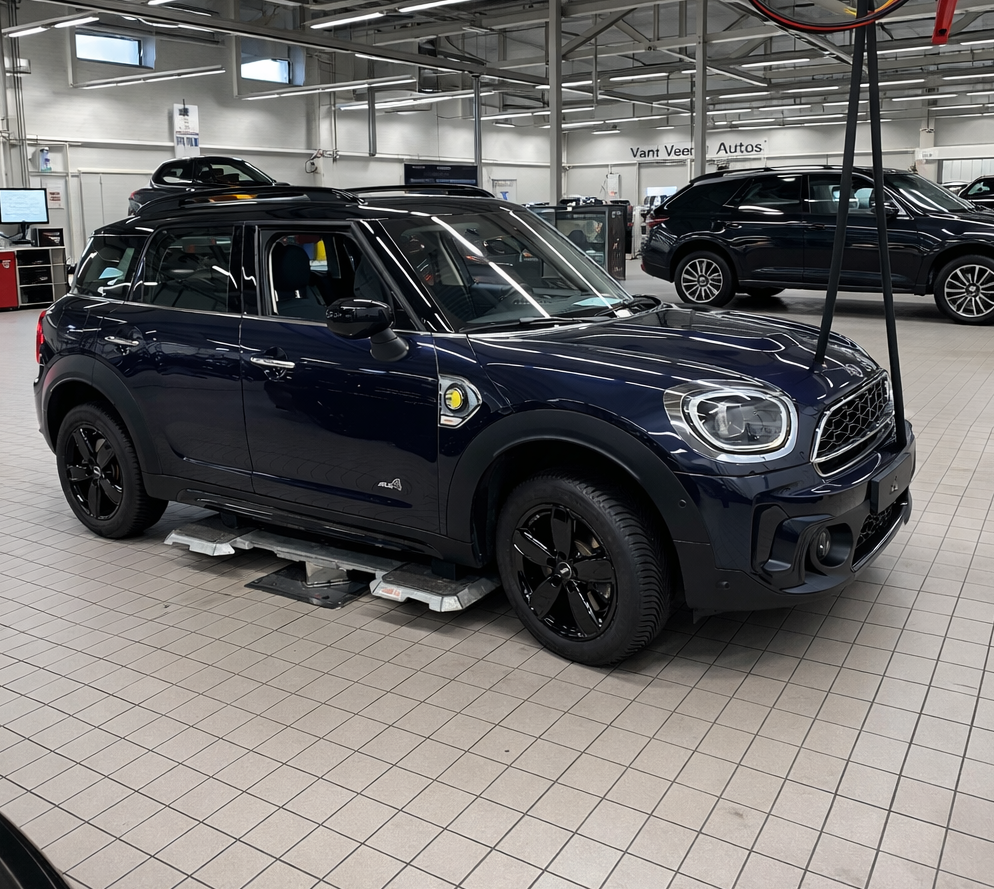 Page Content 49_content_image_177644409443095765.png APK BMW MINI Range Rover | Van Veen Auto's 